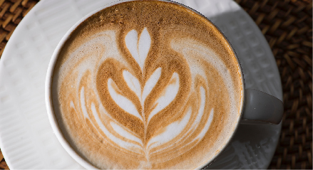 Tims、麦咖啡都在上，新一轮“厚”产品来了！爆款路径能复制吗？