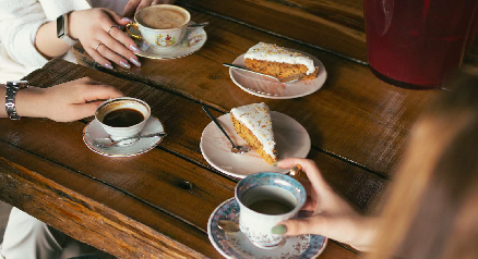 咖啡品牌们火速“包抄”校园，校园餐饮果真一片繁华？