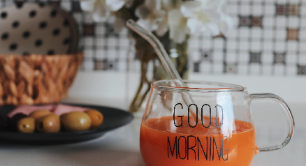 “蔬菜汁热潮”席卷全国，“菜里菜气”成了饮料市场的新趋势？